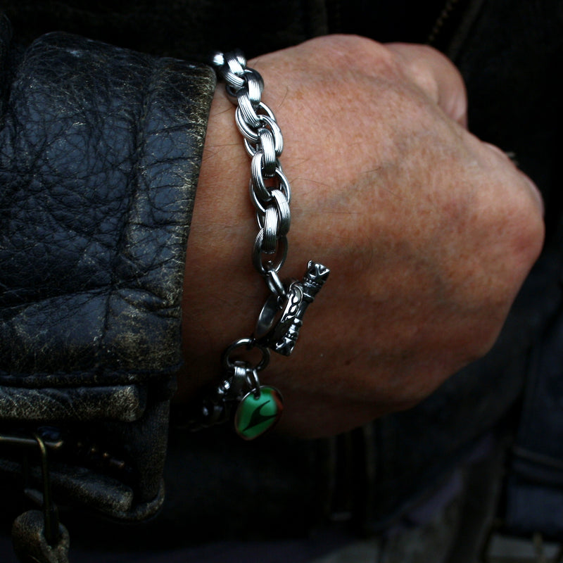 Edelstahlarmband-Herren-sling-silber-Knebelverschluss-getragen-wavepirate-shop-es