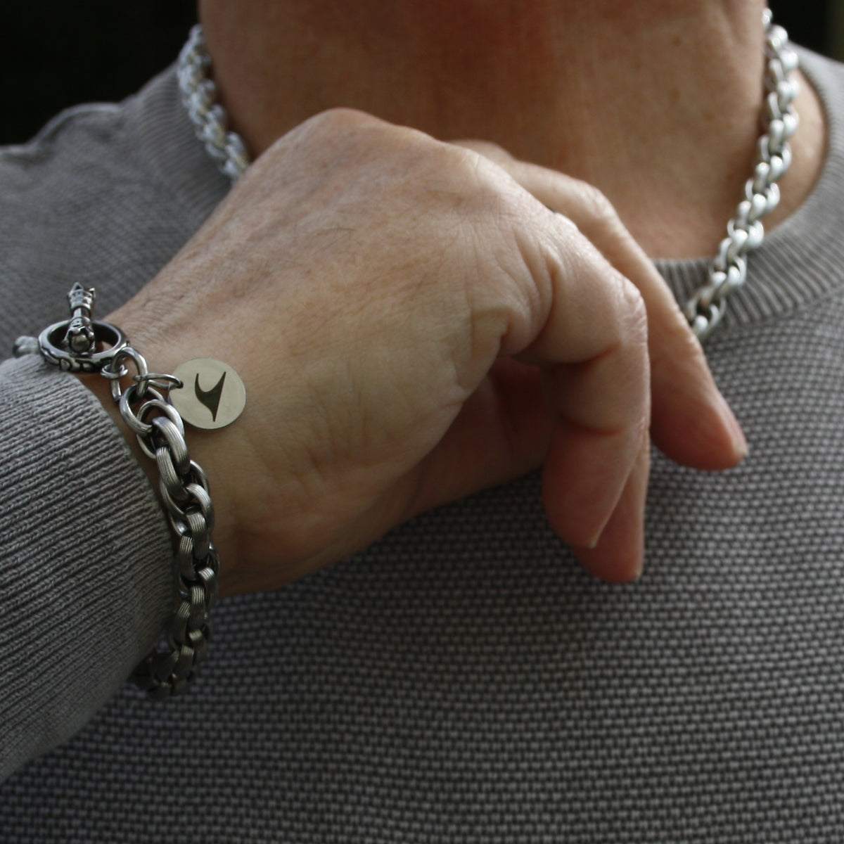 Edelstahlarmband-halskette-Herren-sling-silber-Knebelverschluss-getragen-wavepirate-shop-es