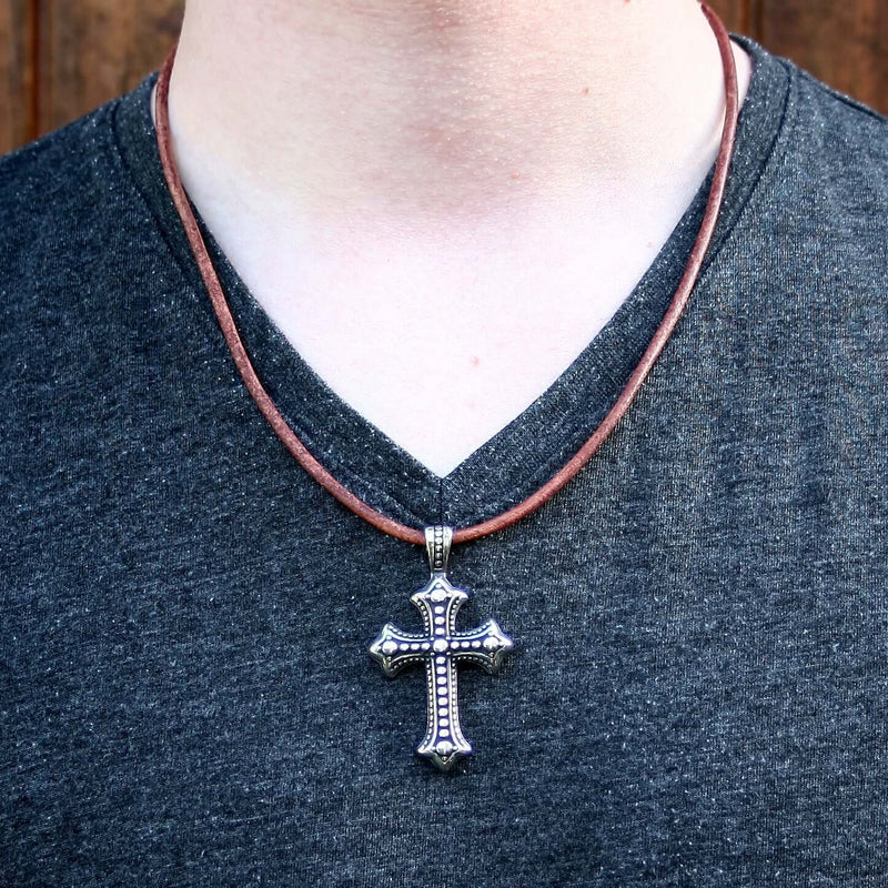 Herren-leder-halskette-damen-kreuz-cognac-riemen-massiv-Edelstahlverschluss-getragen-wavepirate-shop-r