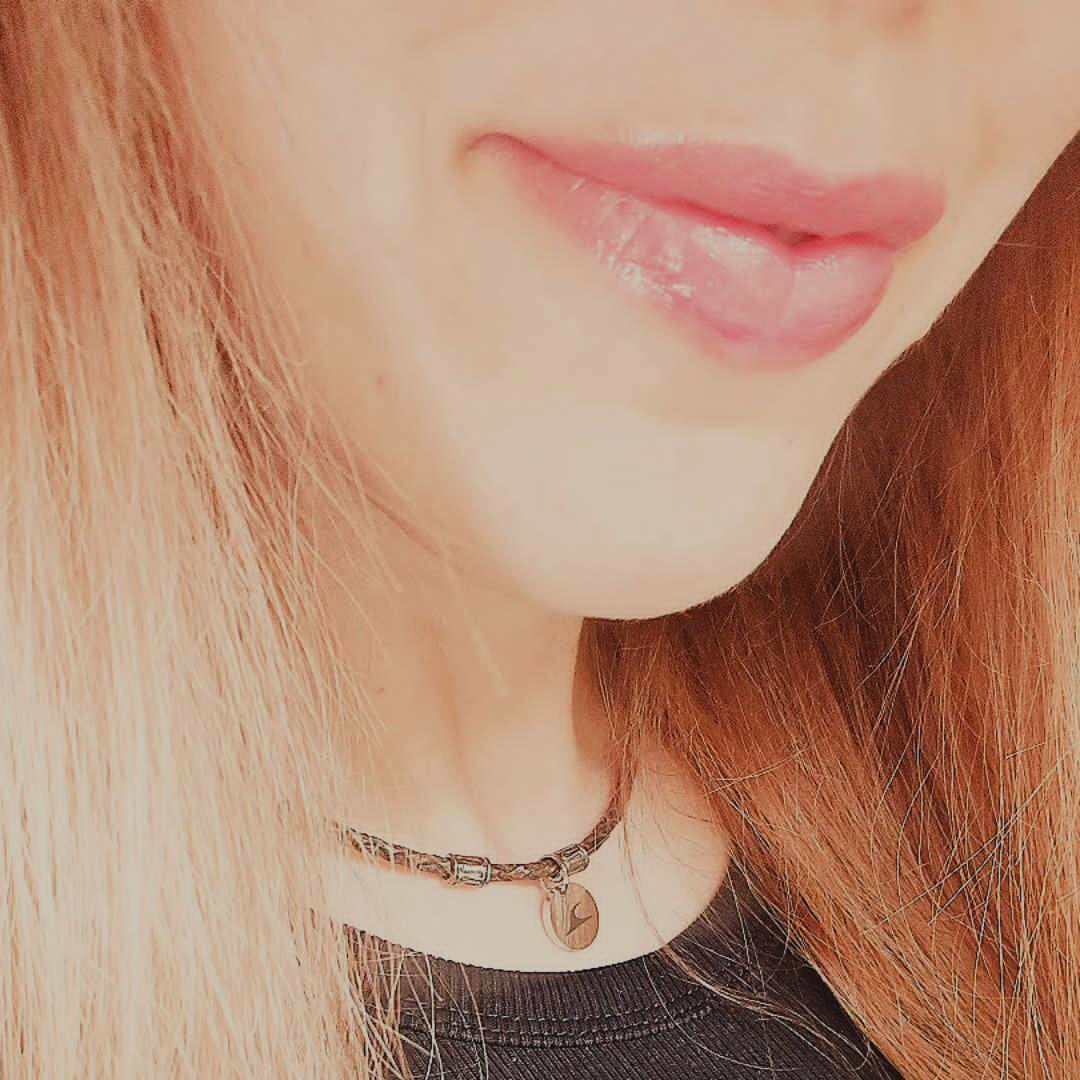 leder-halskette-Herren-damen-reef-schwarz-getragen-Edelstahlverschluss-geflochten-wavepirate-shop-ma