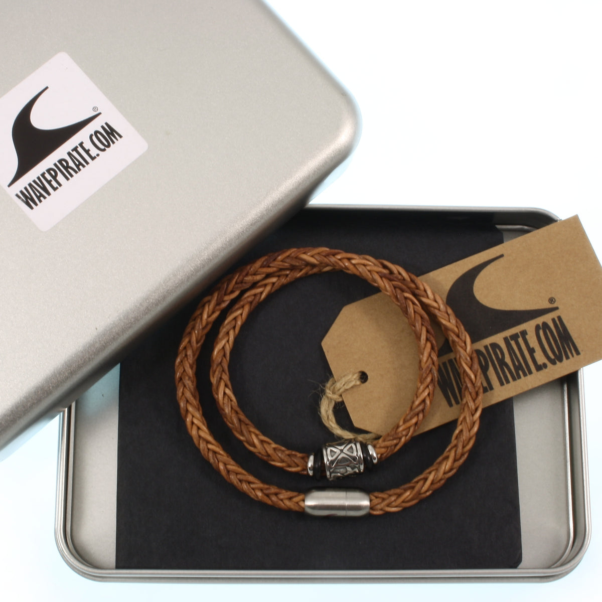 lederhalskette-Herren-damen-cognac-shine-silber-riemen-geflochten-Edelstahlverschluss-geschenkverpackung-wavepirate-shop-z
