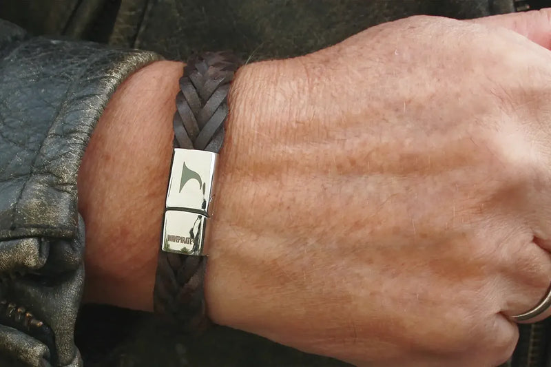 Lederarmband Herren – Zeitloses Accessoire mit Stil und Aussagekraft