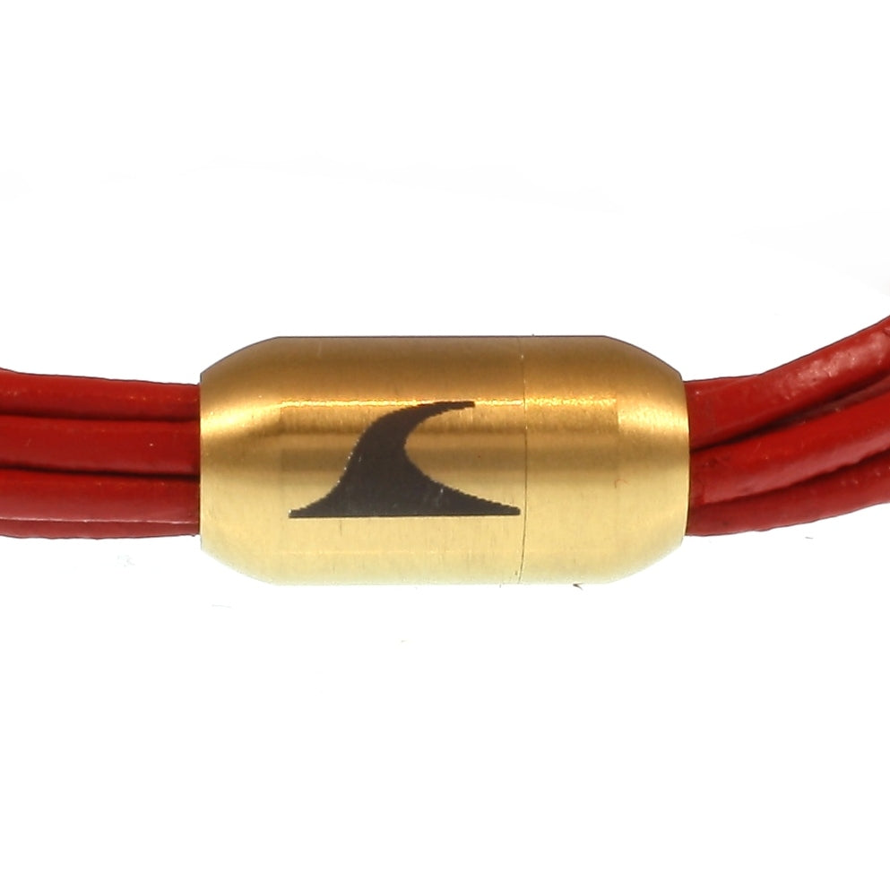 Analyzing image  Damen-Leder-armband-fem-rot-gold-Edelstahlverschluss-detailn-wavepirate-shop-r