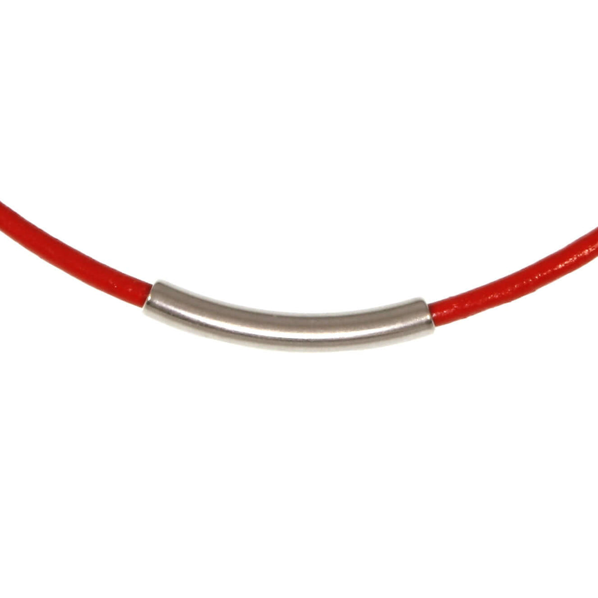 Damen-Leder-halskette-curve-Rot-riemen-massiv-Edelstahlverschluss-detail-wavepirate-shop-r