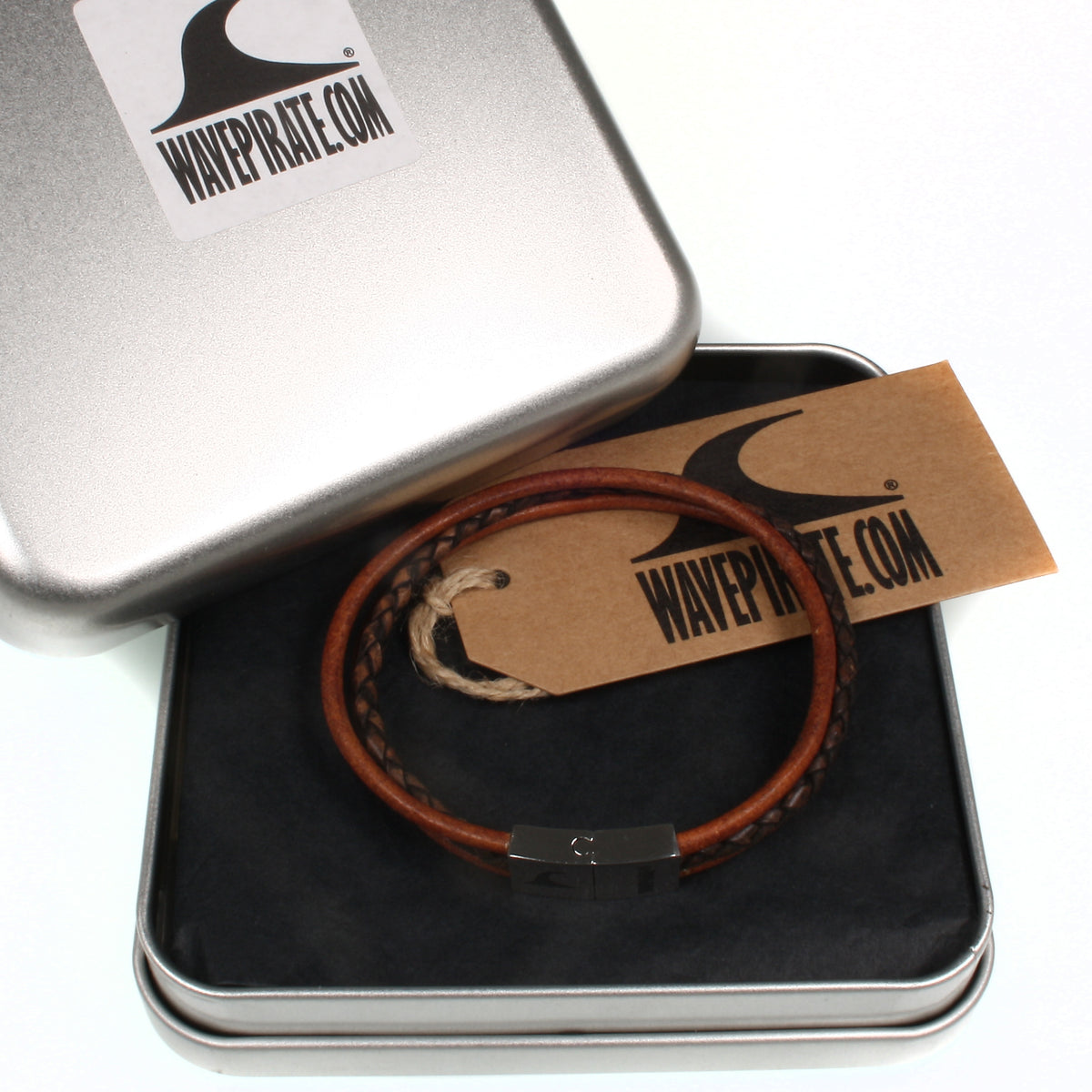 Herren-Leder-Armband-trio-cognac-braun-geflochten-Edelstahlverschluss-geschenkverpackung-wavepirate-shop