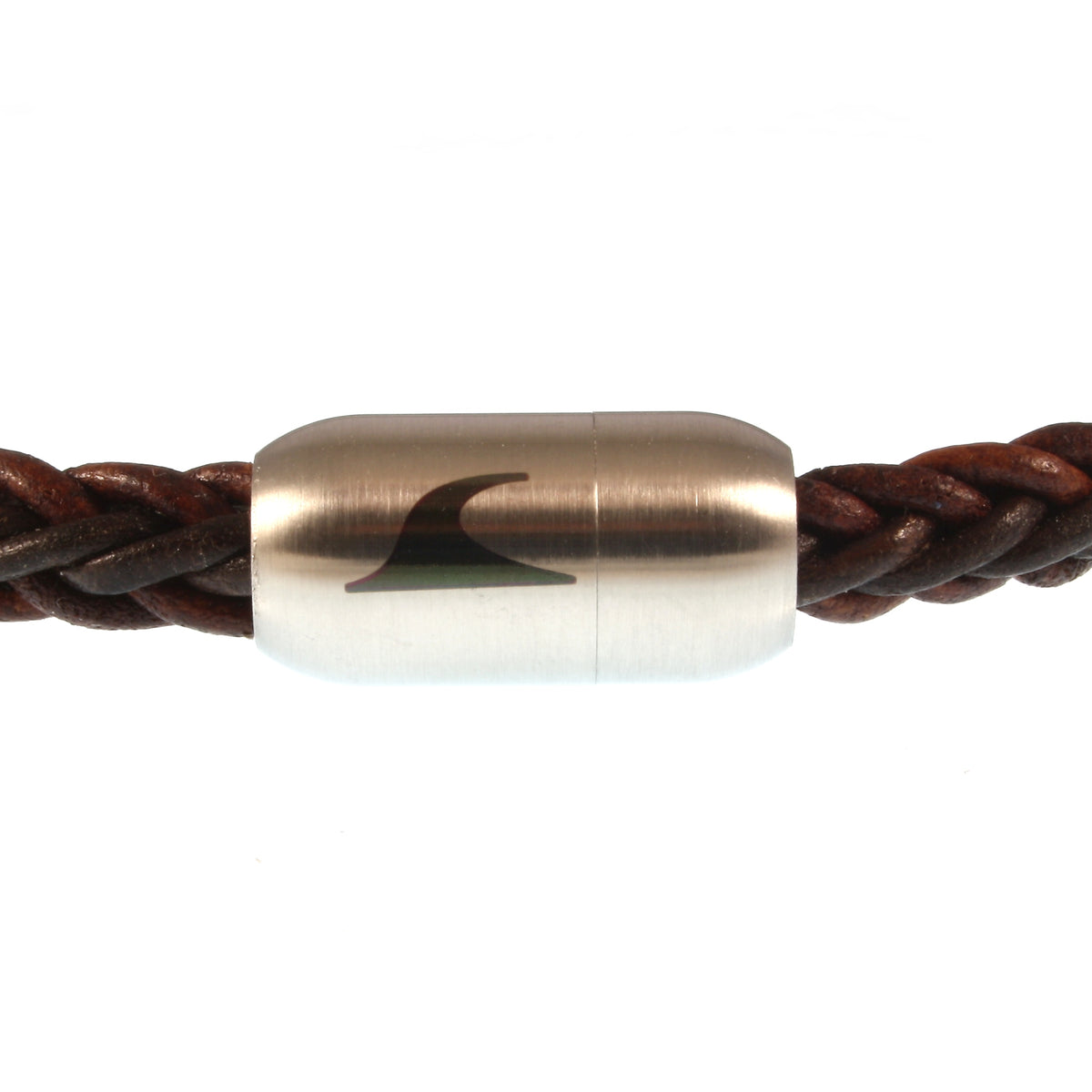 Herren-leder-armband-damen-sylt-braun-silber-geflochten-Edelstahlverschluss-detail-wavepirate-shop-8