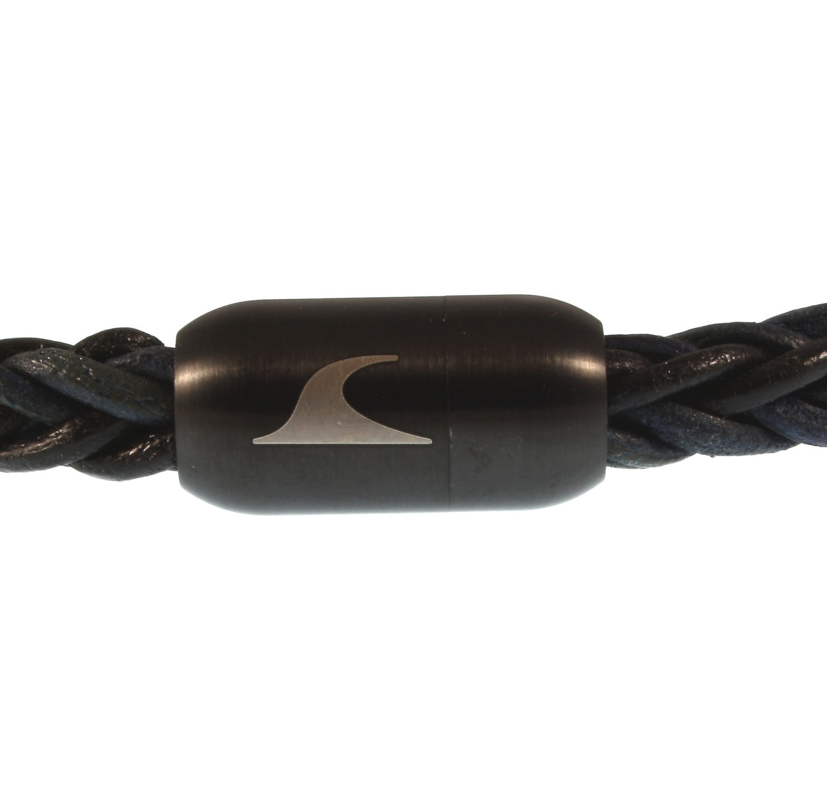 Herren-leder-armband-damen-sylt-schwarz-geflochten-Edelstahlverschluss-detail-wavepirate-shop-8