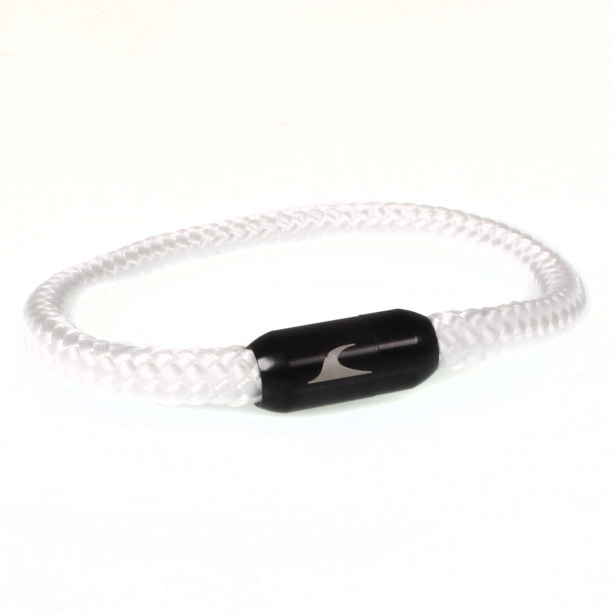 Herren-segeltau-armband-damen-sylt-weiss-schwarz-geflochten-Edelstahlverschluss-vorn-wavepirate-shop