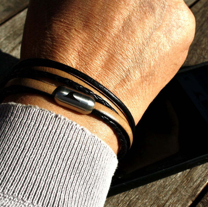 Leder-Armband-Herren-Mixed-schwarz-elfenbein-rund-Edelstahlverschluss-getragen-wavepirate-shop-lf