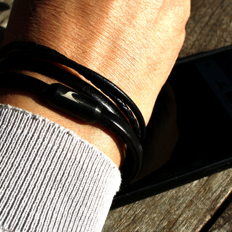 Leder-Armband-Herren-Mixed-schwarz-schwarz-rund-Edelstahlverschluss-getragen-wavepirate-shop-lf