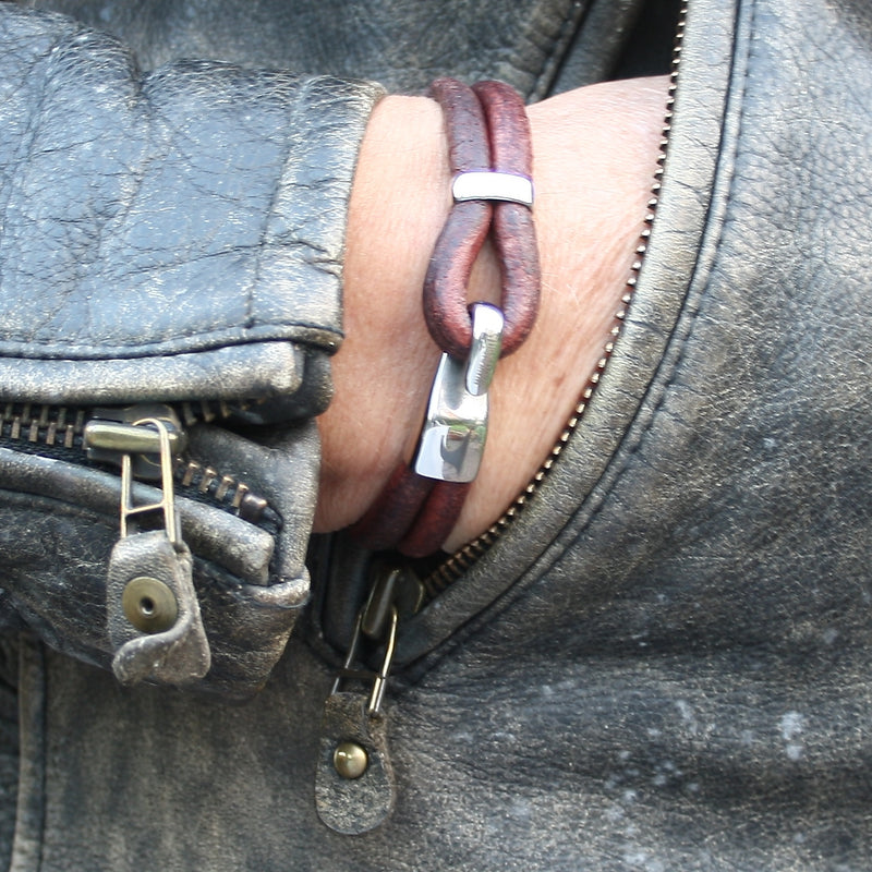 Leder-Armband-Herren-Peak-braun-rund-Edelstahlverschluss-getragen-wavepirate-shop-r