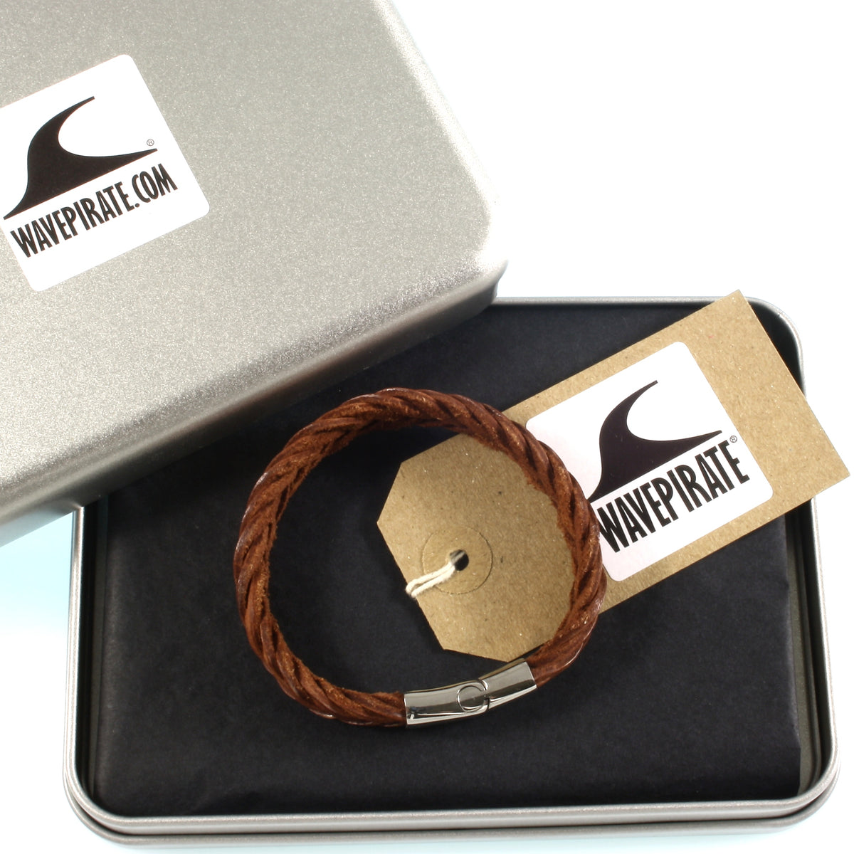 Leder-Armband-Herren-Tarifa-cognac-geflochten-flach-Edelstahlverschluss-verpackt-wavepirate-shop-f15