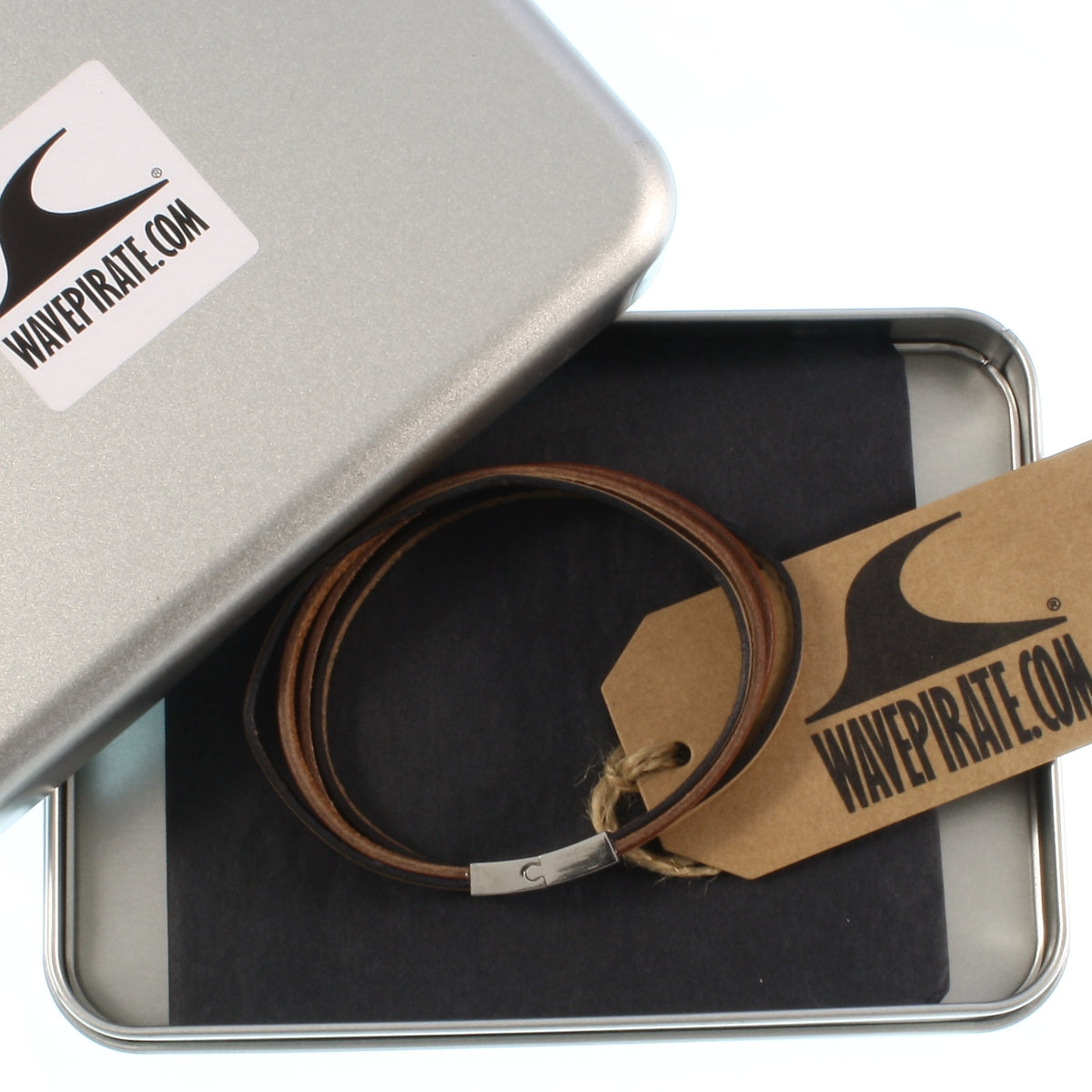 Leder-Armband-Herren-Twist-cognac-elfenbein-flach-Edelstahlverschluss-geschenkbox-wavepirate-shop