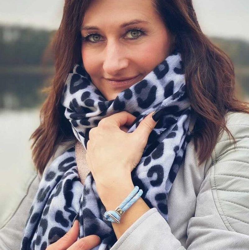 Leder-Armband-herren-Damen-Aruba-ice-blau-geflochten-Edelstahlverschluss-getragen-wavepirate-shop-f-1