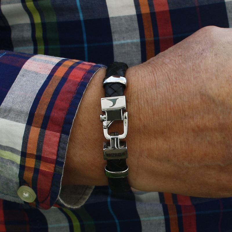 Herren-Leder-Armband-Turn-schwarz-geflochten-oval-Edelstahlverschluss-getragen-wavepirate-shop-ov