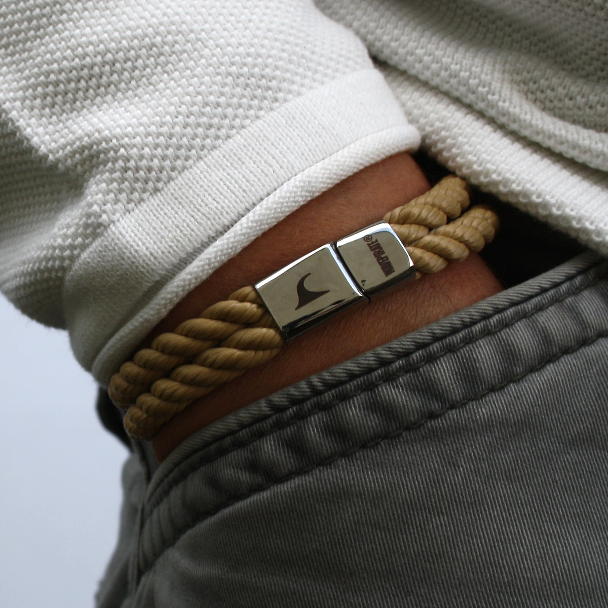 Herren-Segeltau-Armband-Tarifa-beige-geflochten-Kordel-Edelstahlverschluss-getragen-wavepirate-shop-k