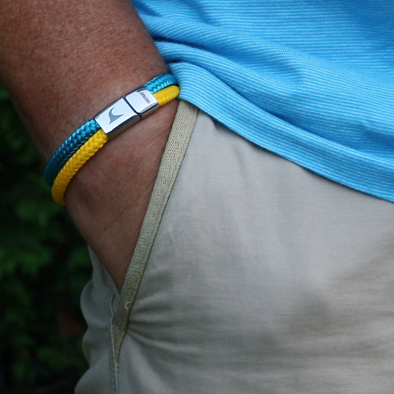 Herren-Segeltau-Armband-Tarifa-blau-gelb-geflochten-Edelstahlverschluss-getragen-wavepirate-shop-st