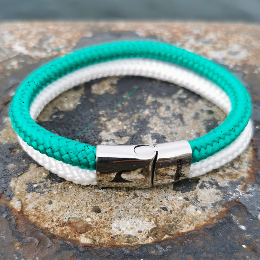 Segeltau-Armband-Herren-Damen-Tarifa-gruen-weiss-detail1-Edelstahlverschluss-geflochten-wavepirate-shop-st