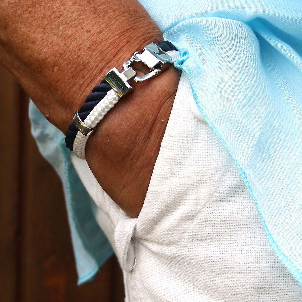 Segeltau-Armband-Herren-Turn-marine-weiss-geflochten-Kordel-Edelstahlverschluss-getragen-wavepirate-shop-k
