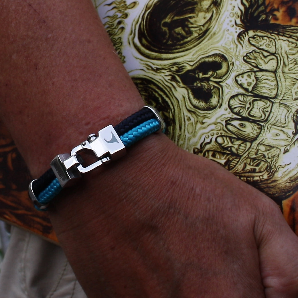 Segeltau-Armband-Herren-Turn-nachtblau-blau-geflochten-Edelstahlverschluss-getragen-wavepirate-shop-st