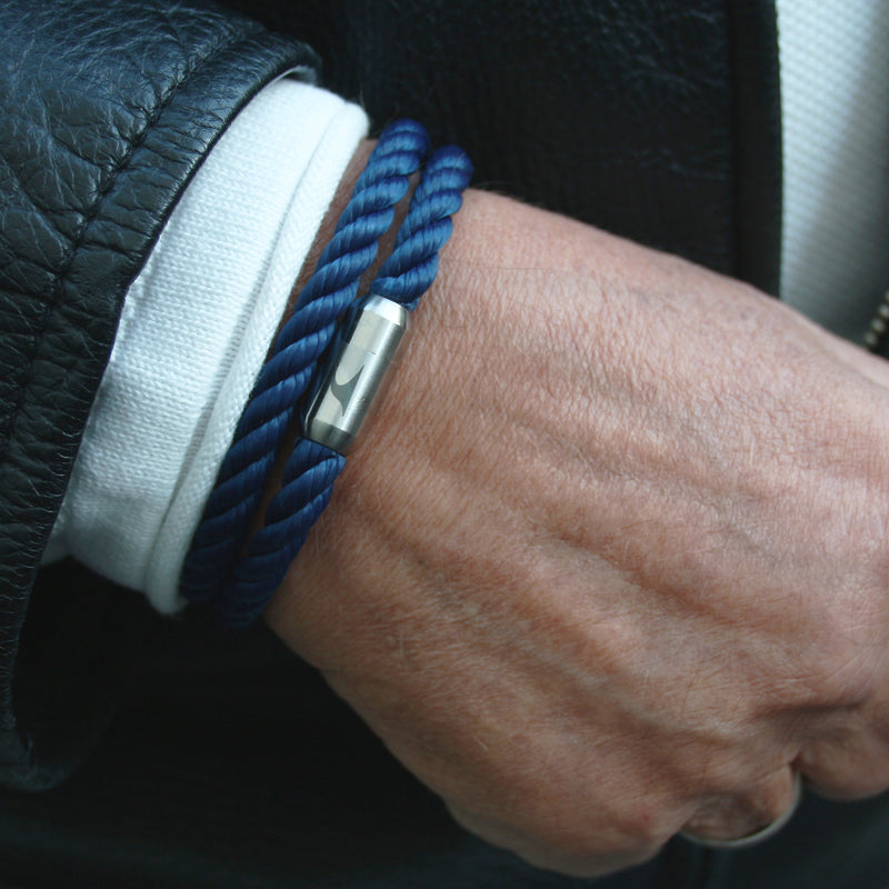 Segeltau-Armband-Herren-hawaii-blau-Edelstahlverschluss-getragen-wavepirate-shop-k