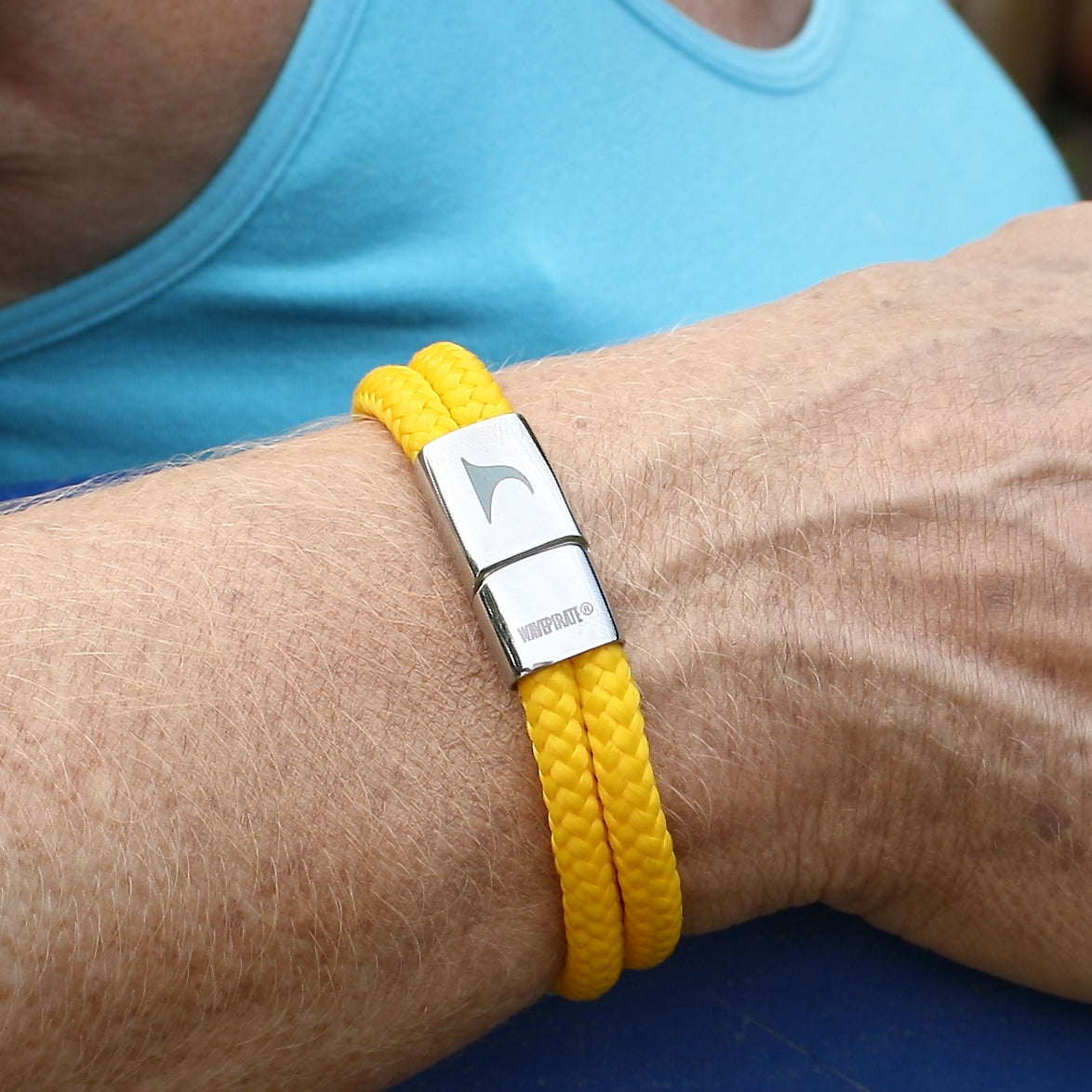 Segeltau-armband-Damen-pure-gelb-silber-geflochten-Edelstahlverschluss-getragen-wavepirate-shop-st1