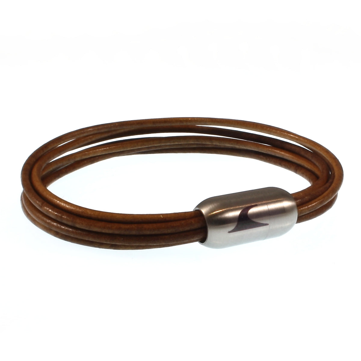 leder-armband-damen-cognac-silber-fem-Edelstahlverschluss-vorn-wavepirate-shop-r