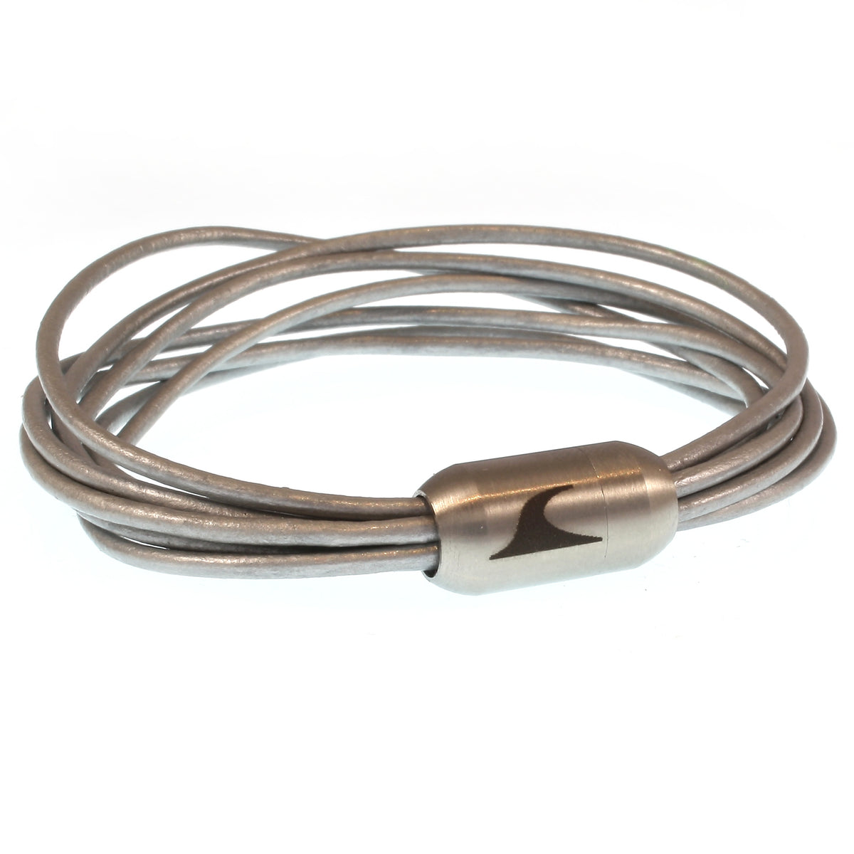 leder-armband-damen-silber-fem-Edelstahlverschluss-vorn-wavepirate-shop-r