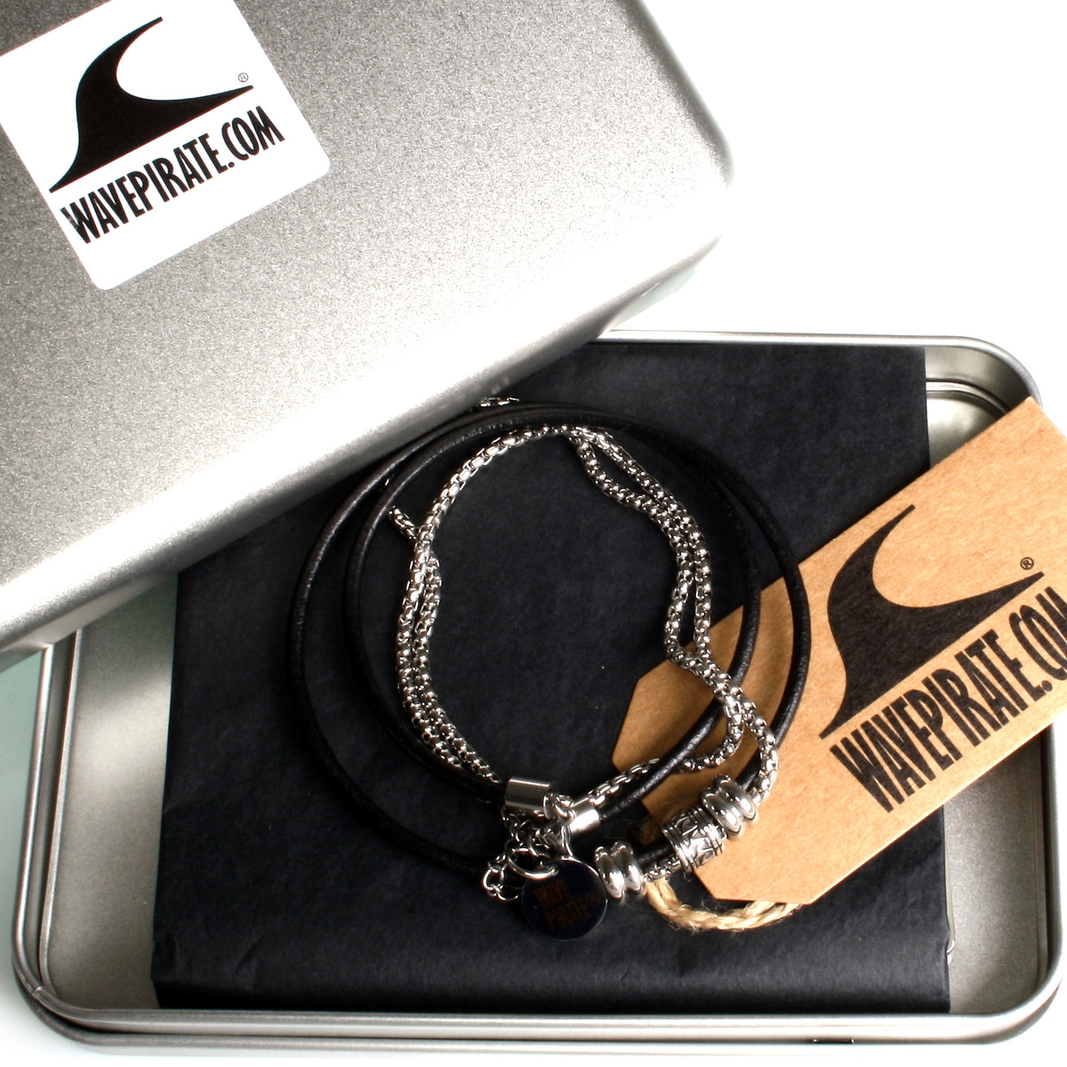 leder-edelstahl-halskette-Herren-les-schwarz-riemen-massiv-Edelstahlverschluss-geschenkverpackung-wavepirate-shop-r