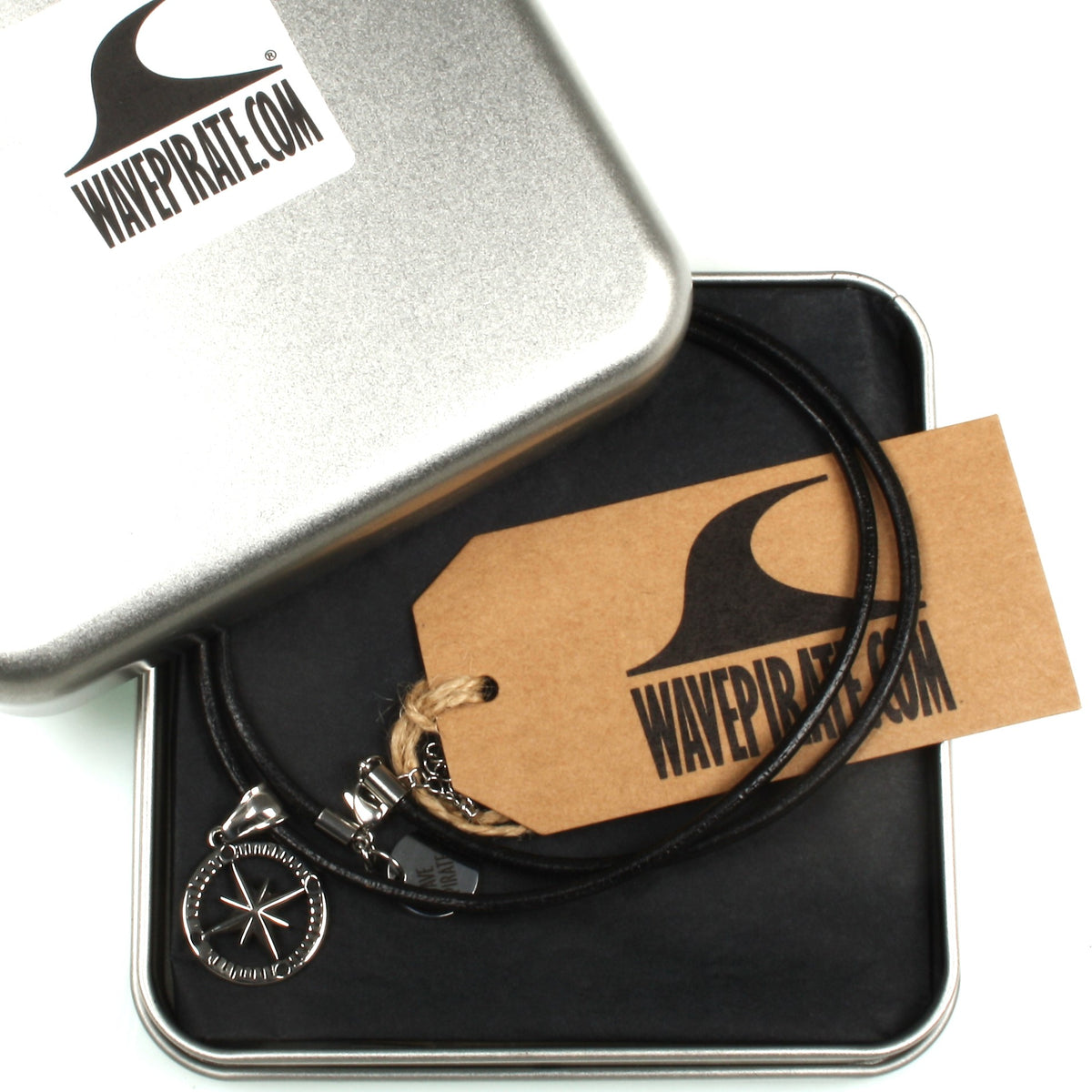 leder-halskette-Herren-damen-kompass-windrose-schwarz-riemen-massiv-Edelstahlverschluss-geschenkverpackung-wavepirate-shop-r