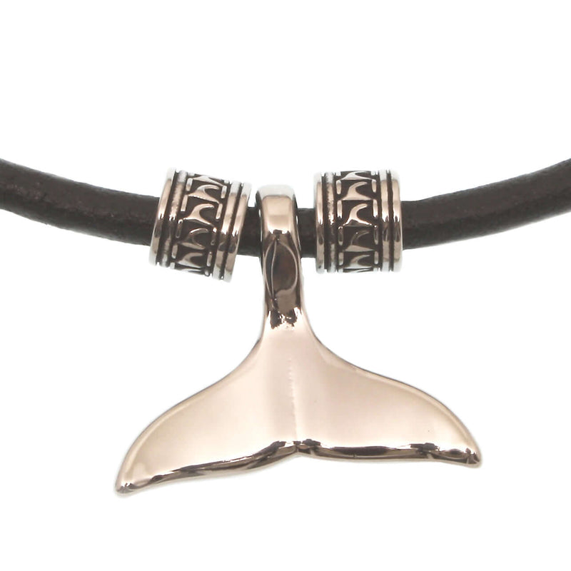 leder-halskette-Herren-damen-moby-wal-schwarz-riemen-massiv-Edelstahlverschluss-walflosse-wavepirate-shop-r