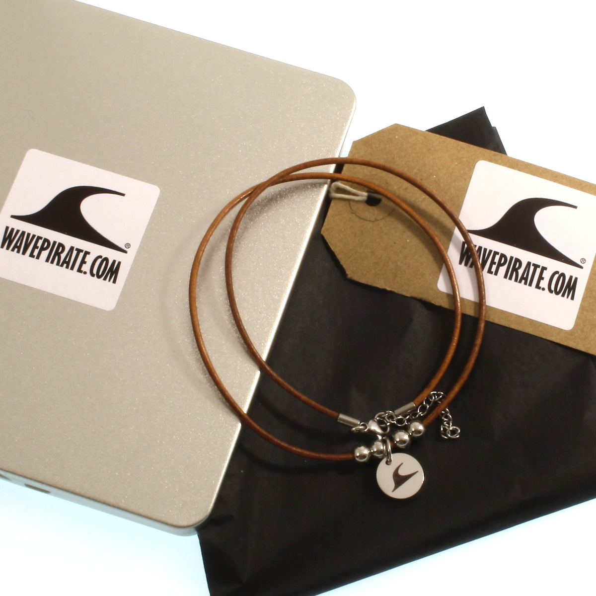 leder-halskette-damen-Herren-aloha-cognac-silber-riemen-Edelstahlverschluss-geschenkverpackung-wavepirate-shop-rz