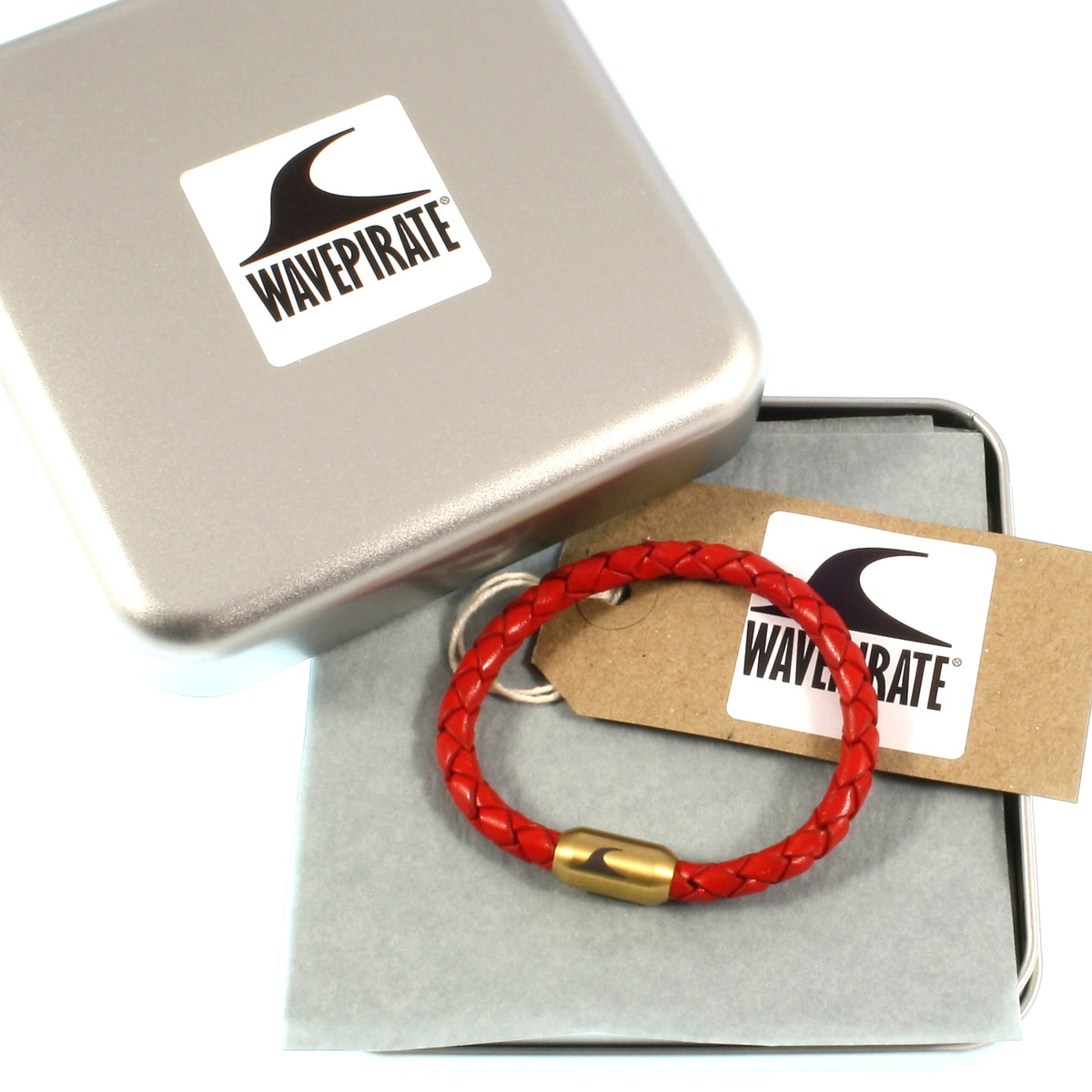 lederarmband-damen-rot-gold-sylt-geflochten-Edelstahlverschluss-geschenkverpackung-wavepirate-shop-f