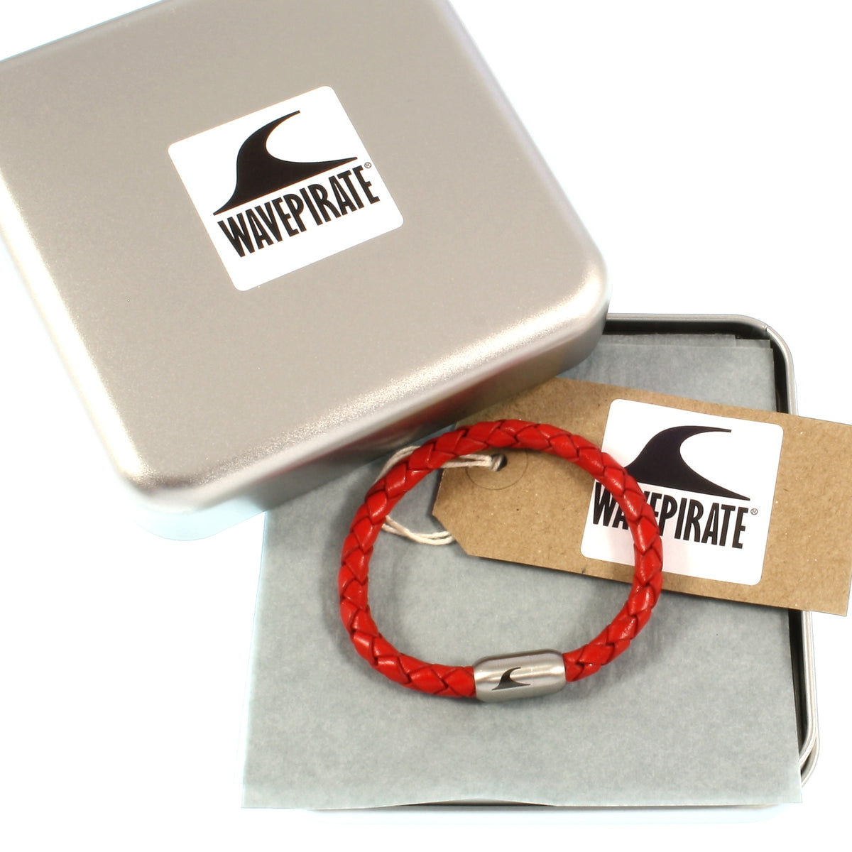 lederarmband-damen-rot-silber-sylt-geflochten-Edelstahlverschluss-geschenkverpackung-wavepirate-shop-f