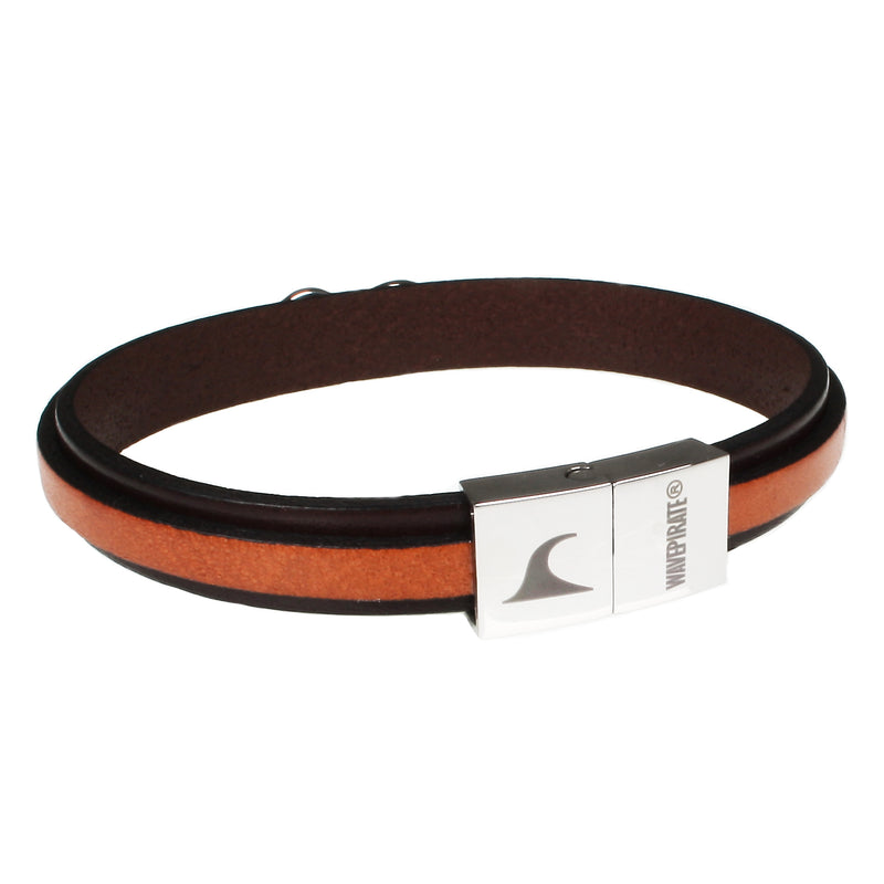 lederarmband-herren-braun-cognac-infinity-Edelstahlverschluss-hinten-wavepirate-shop