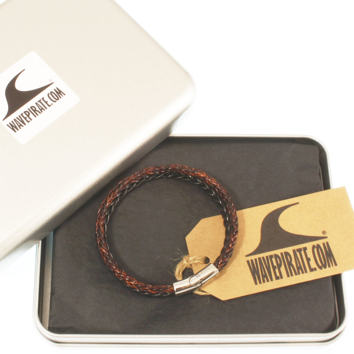 lederarmband-herren-braun-schwarz-swell-geflochten-Edelstahlverschluss-geschenkverpackung-wavepirate-shop-m3