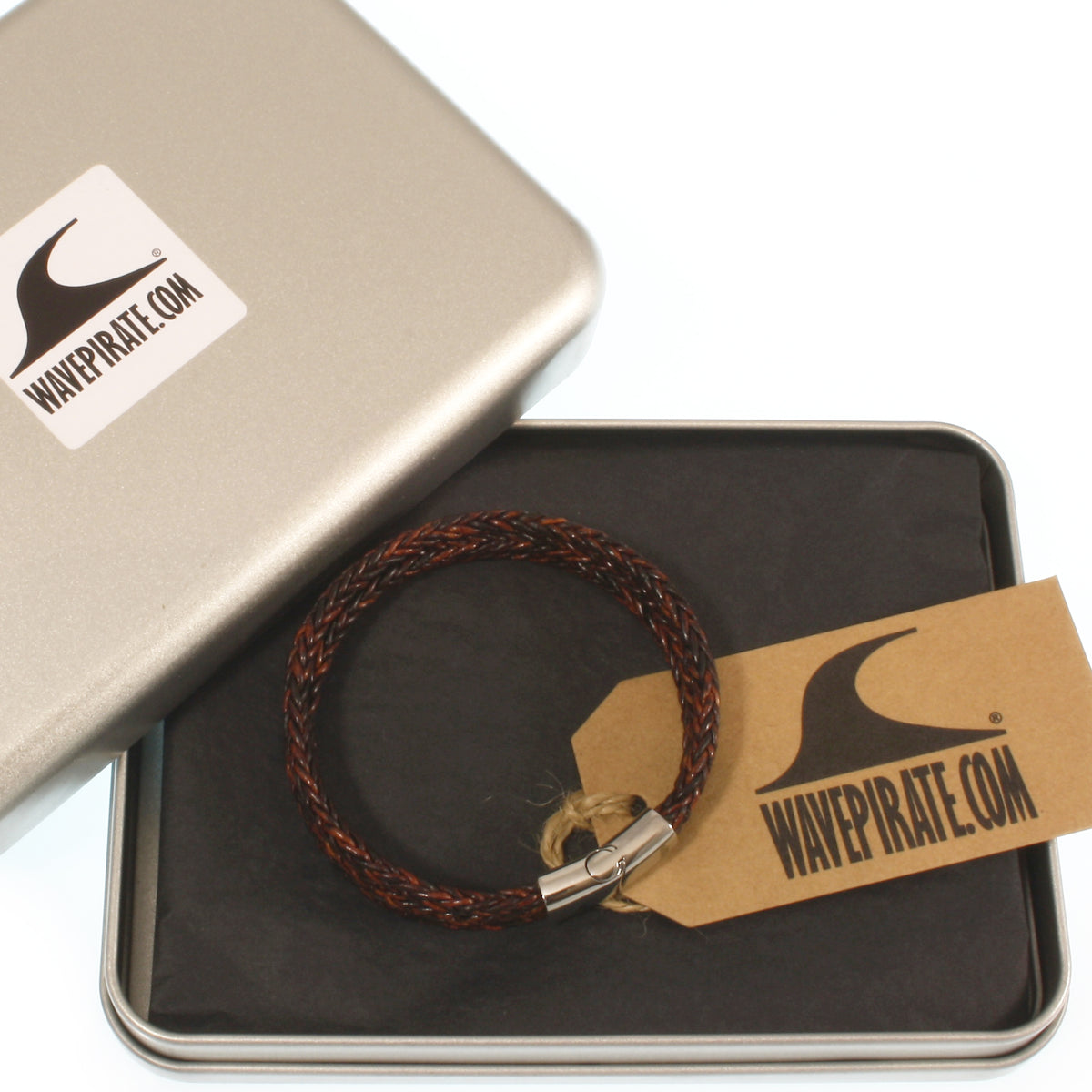 lederarmband-herren-braun-swell-geflochten-Edelstahlverschluss-geschenkverpackung-wavepirate-shop-m3