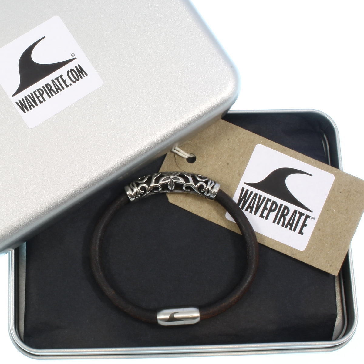 lederarmband-herren-braun-sylt-xo-massiv-Edelstahlverschluss-geschenkverpackung-wavepirate-shop-r
