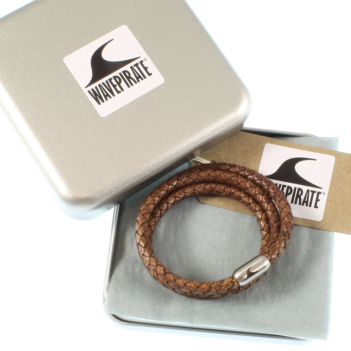 lederarmband-herren-cognac-storm-geflochten-Edelstahlverschluss-geschenkverpackung-wavepirate-shop-f