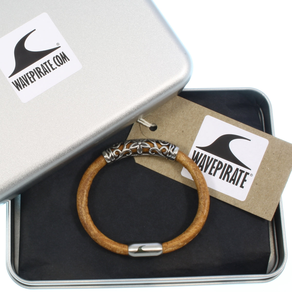 lederarmband-herren-cognac-sylt-xo-massiv-Edelstahlverschluss-geschenkverpackung-wavepirate-shop-r