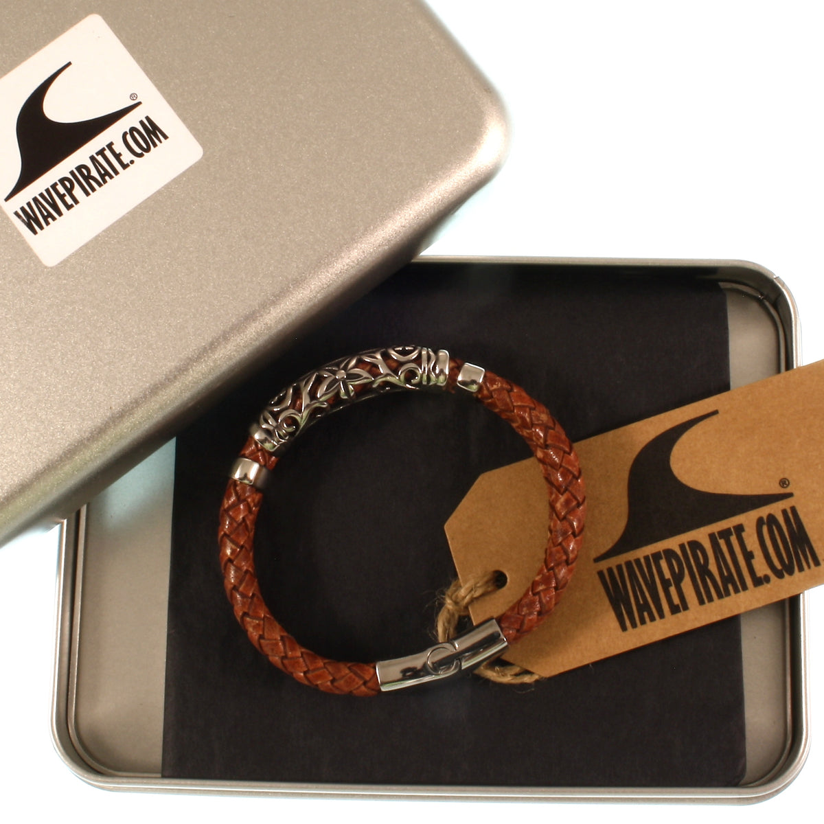 lederarmband-herren-cognac-xo-geflochten-Edelstahlverschluss-geschenkverpackung-wavepirate-shop-f