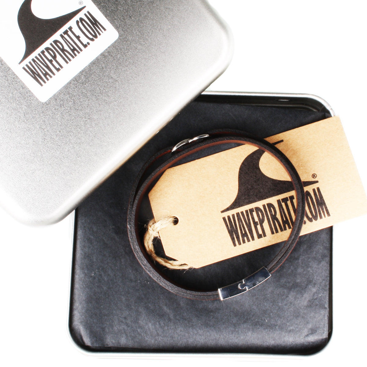 lederarmband-herren-schwarz-bordeaux-infinity-Edelstahlverschluss-geschenkverpackung-wavepirate-shop