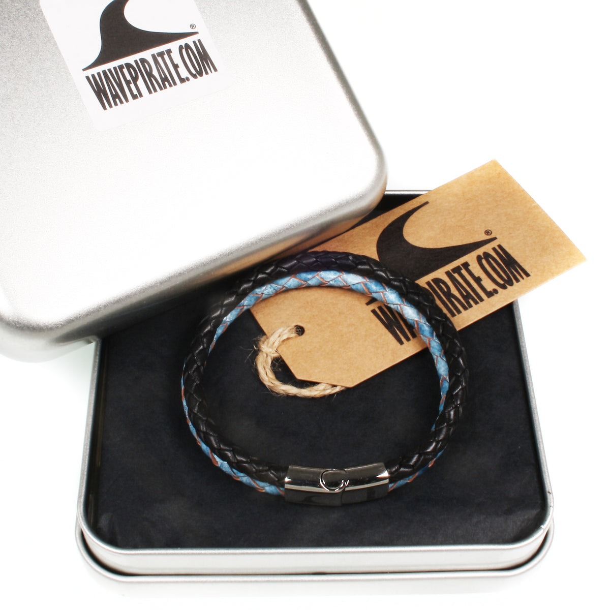 lederarmband-herren-schwarz-hellblau-swell-geflochten-Edelstahlverschluss-geschenkverpackung-wavepirate-shop-sw