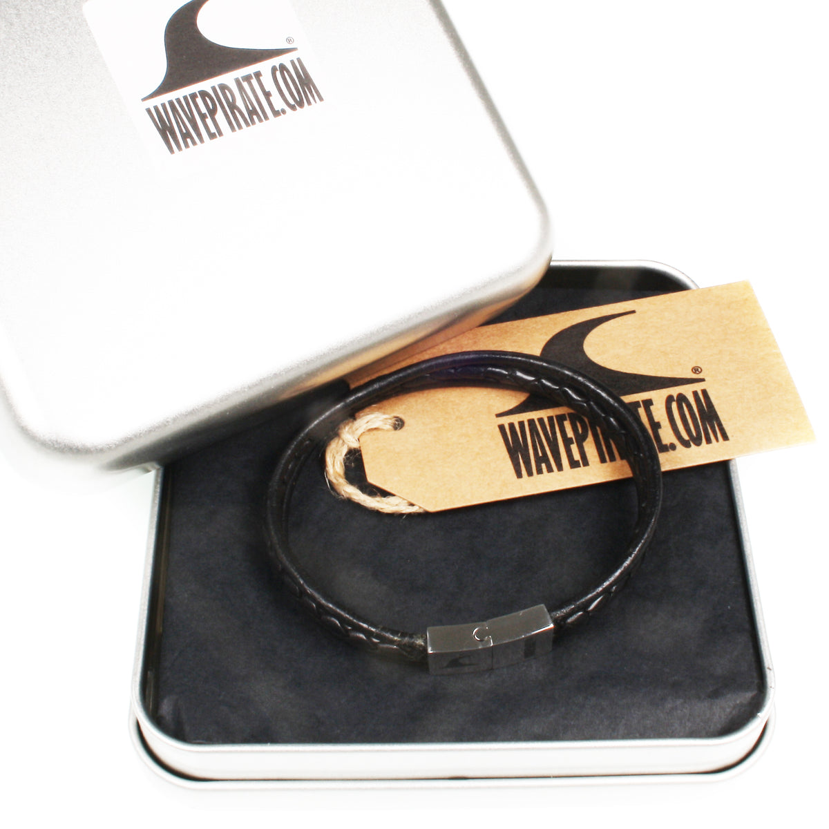 lederarmband-herren-schwarz-trio-geflochten-Edelstahlverschluss-geschenkverpackung-wavepirate-shop-f