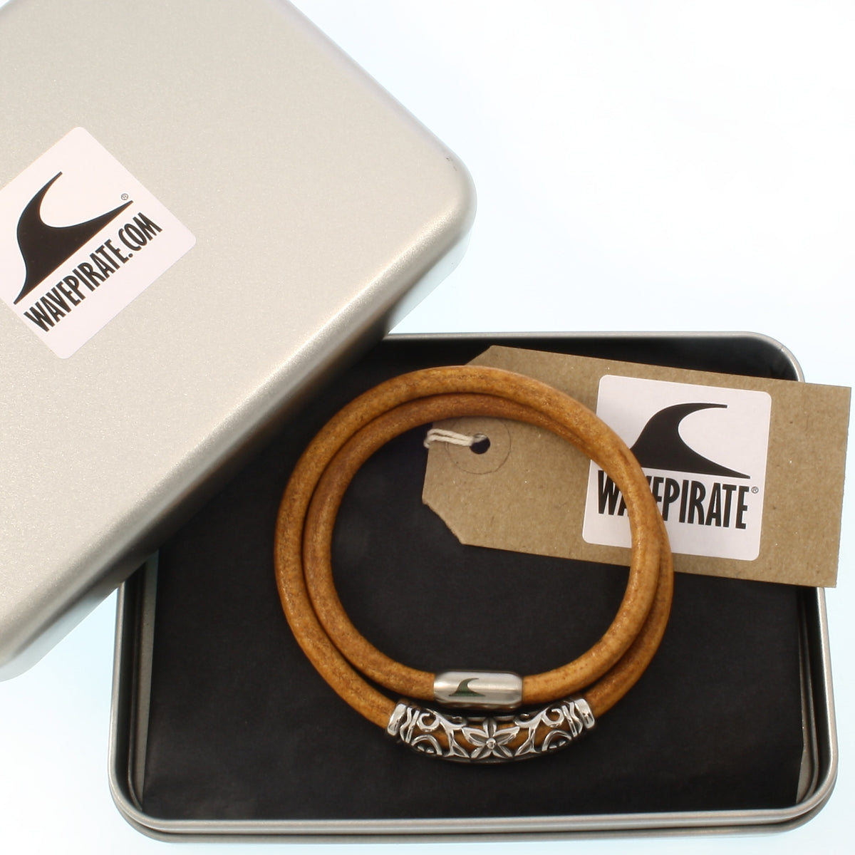 lederhalskette-herren-damen-cognac-silber-xo-riemen-massiv-Edelstahlverschluss-geschenkverpackung-wavepirate-shop-r