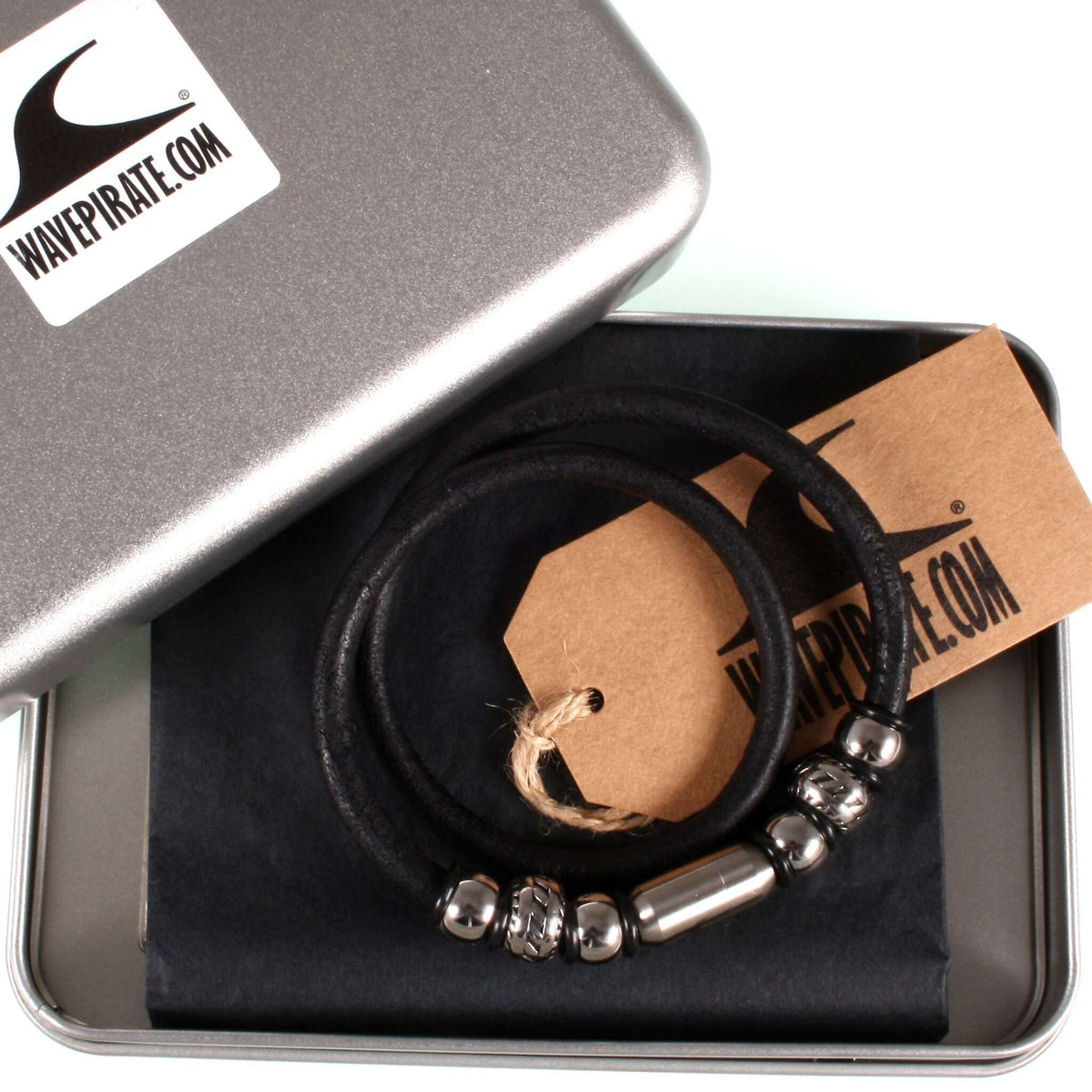lederhalskette-herren-schwarz-silber-steel-riemen-massiv-Edelstahlverschluss-geschenkverpackung-wavepirate-shop-r
