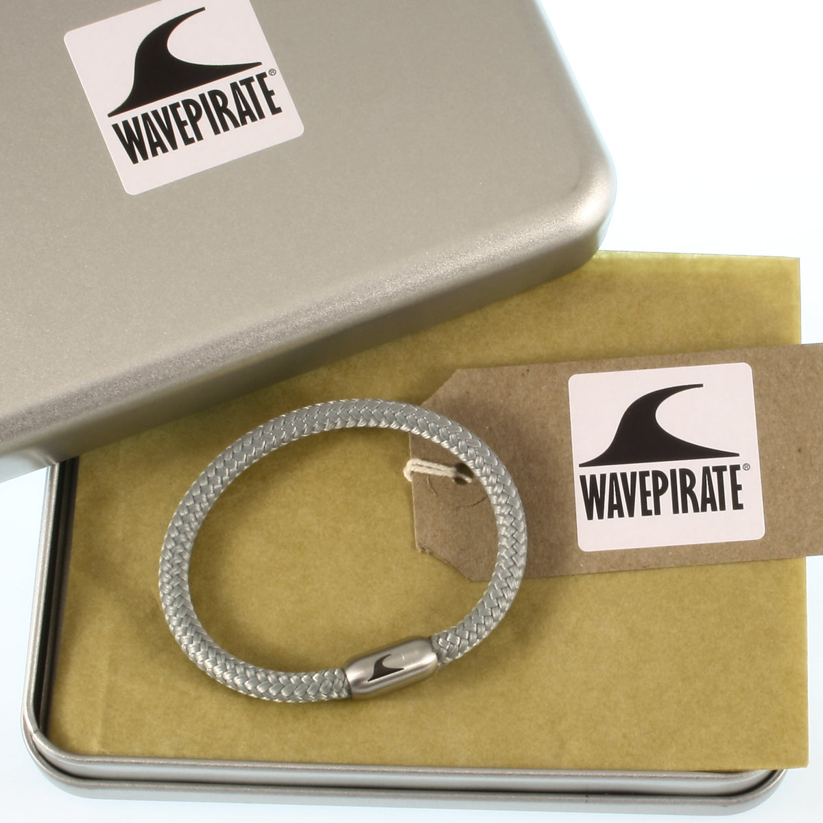 segeltauarmband-herren-damen-grau-silber-sylt-geflochten-Edelstahlverschluss-geschenkverpackung-wavepirate-shop-st